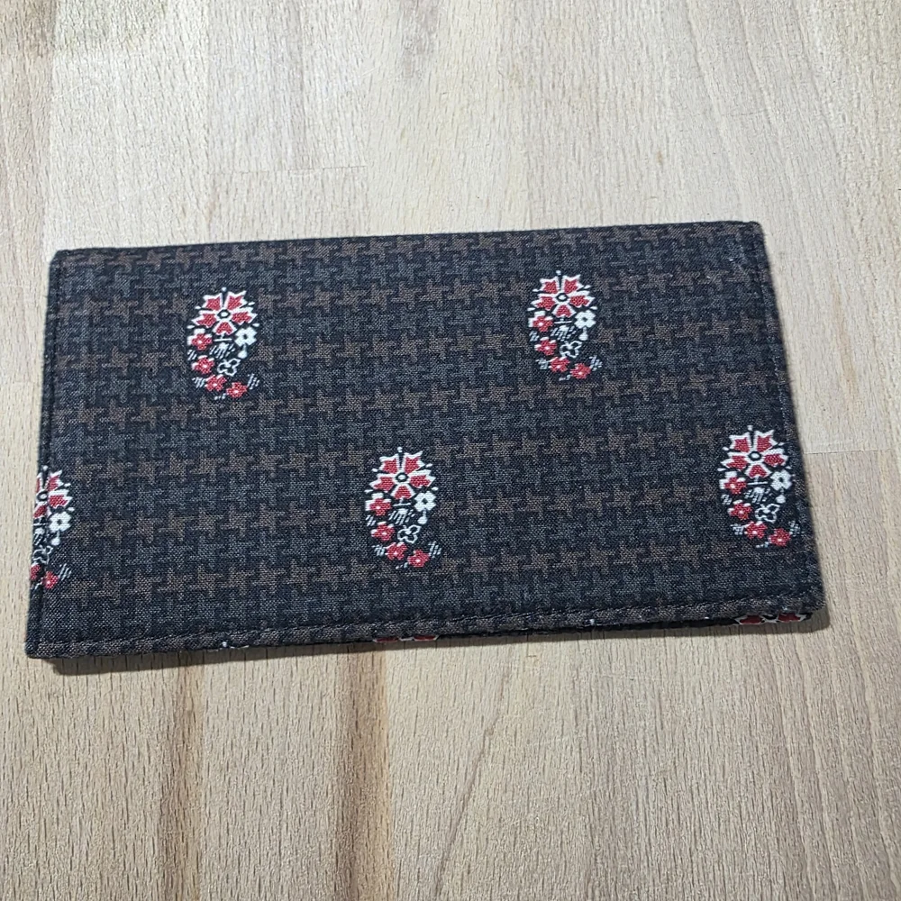 Vera Bradley Houndstooth Brown Check Book Cover Rare Print Like New - Picture 5 of 7